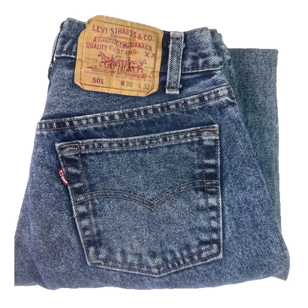 Vintage Levi’s 501 Blue 90s USA Button Fly 1990s  Men’s 501 Size 28x30